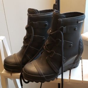 Sorel Wedge Rain Bootie Black